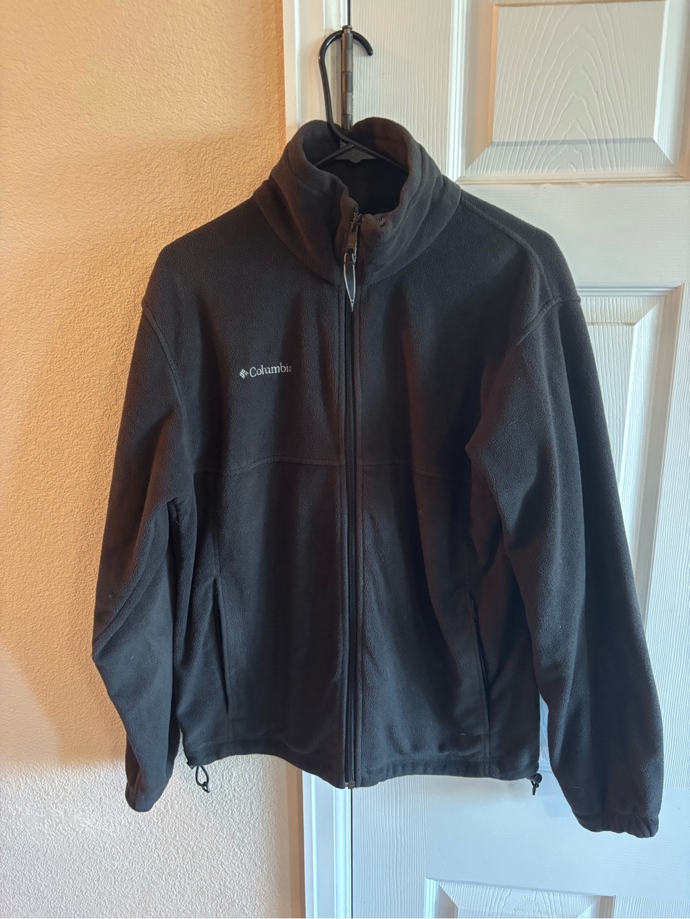 Columbia Black Lightweight Full-Zip Jacket